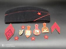 Lot d'Insignes militaire artillerie + calot .