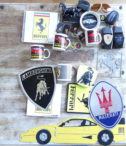 Ferrari lamborghini lot - -,