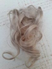 Postiche, queue de cheval