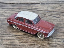 Voiture Miniature Simca Aronde Dinky Toys 1/43