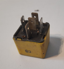 Relais pour FIAT DUCATO PEUGEOT BOXER FIAT DUCATO 2,8D / 82461739