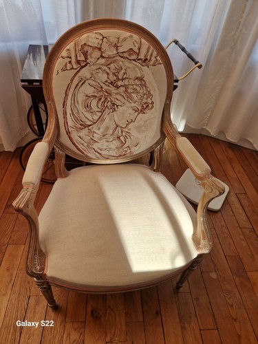 Paires chaises medaillon - paires,