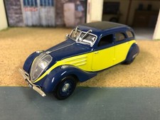 PEUGEOT 402 B BERLINE NORMALE