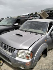 capot NISSAN PICKUP D22