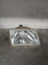 PHARE AVANT DROIT 205