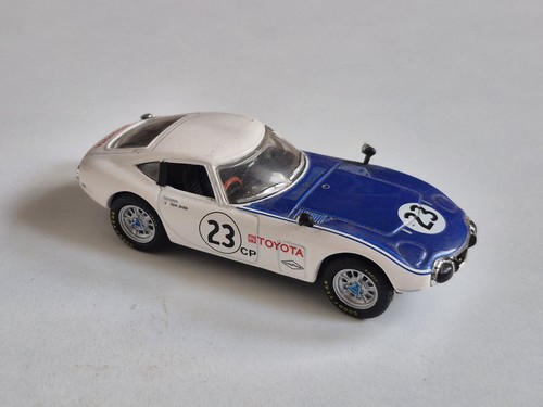 Voiture miniature toyota 2000 - miniature,
