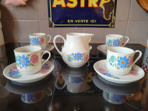 Petites tasses - petites,