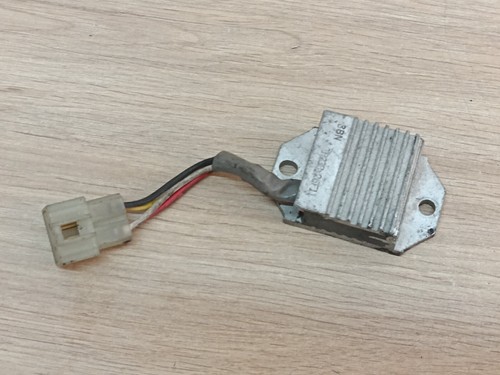 Regulateur tension 3bn - de,