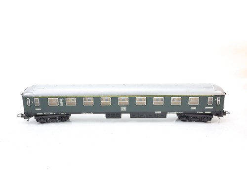 Lima 309172 voiture - h0,