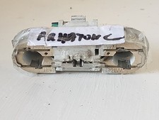 Platine feu arrière hayon