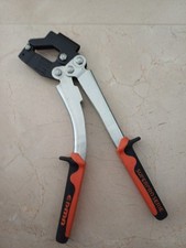 PINCE A SERTIR LES RAILS DE