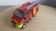 Miniature Iveco daily 4X4 pompiers protection 1/43 Alerte