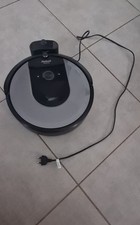 irobot roomba i7 noir et gris. Très bon état 
