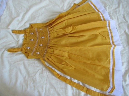 Très jolie robe smock - jolie,