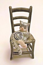chat sur une chaise, miniature