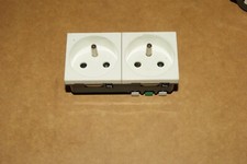 1 LEGRAND PRISE DOUBLE   MOSAIC  Réf: 73155