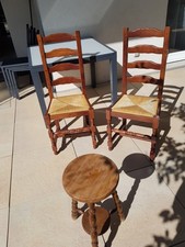 2 chaises en bois et assis en paille + Tabouret scellette  en Chêne 