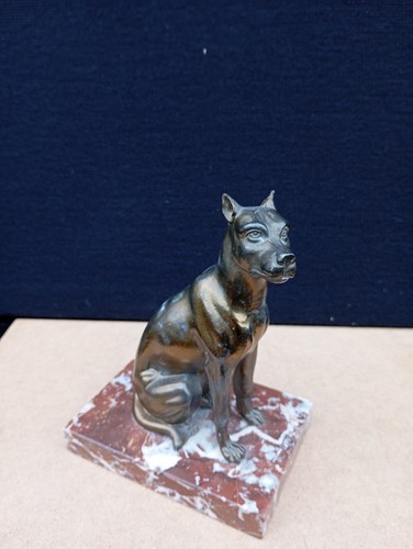 Ancienne statue chien - chien, en