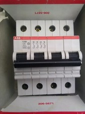 disjoncteur 4 poles  tetra ABB C40 40Amp 6ka B254 3 pôles + neutre