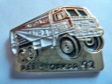 PIN'S   PARIS DAKAR 92  / CAMION    /TOTAL / TATRA  /       RARE