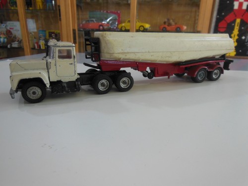 Corgi major truck petrol - truck,