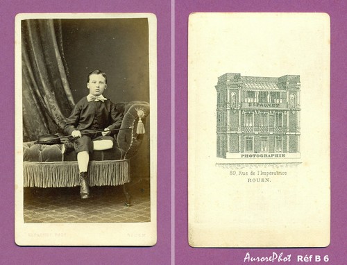 Cdv garçon assis sur - cdv,