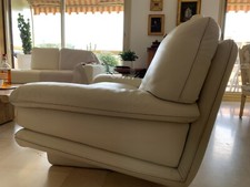 2 canapés cuir creme hauteur 80 largeur 175 et 100