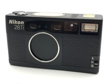 Nikon 28 Ti Noir Appareil
