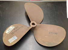 Hélice 3 pales 21x13RH35