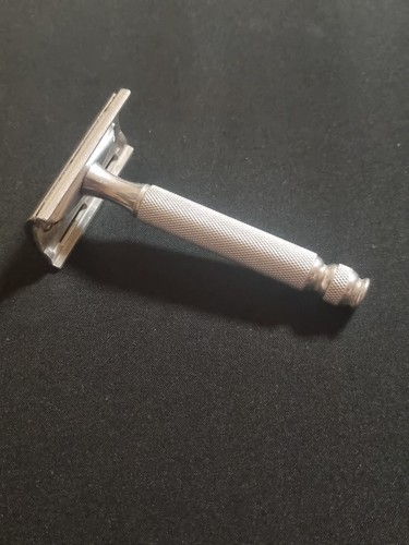 Rasoir mécanique gillette - rasoir,