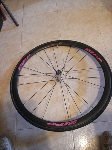 Roue avant tubulaire zipp 202 - roue,