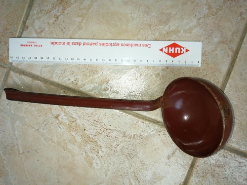Ancienne louche émaillée - d3,