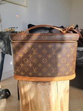 Authentic Vintage Louis