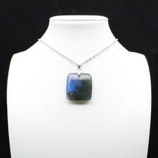 Pendentif carré labradorite