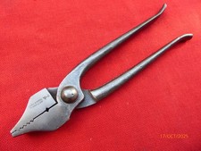 pince à monter AUX FORGES DE