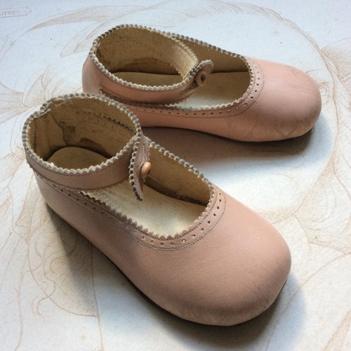Paire chaussures anciennes - de,