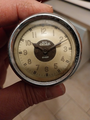 Montre voiture ancienne - montre,