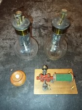 Jouet scientifique Ensemble : 2 piles de Grenet + moteur electrique PÉRICAUD +