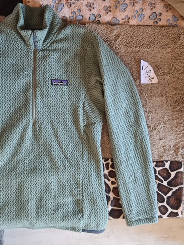 Patagonia r1 zip - •, neck