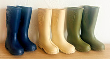 3 paires de Bottes Miniatures