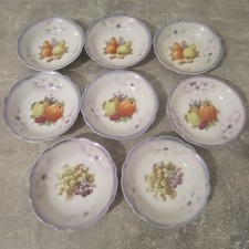 8 Assiettes Porcelaine Allemande Motif Fruits Raisin Pommes Cerise Poires Ancien
