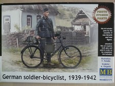 Maquette 1/35 MB Ref 35171 German Soldier-Bicyclist 1939-1942