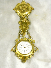 ANCIENNE CHÂTELAINE EN