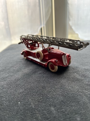 Dinky toys 32d delahaye - dinky,