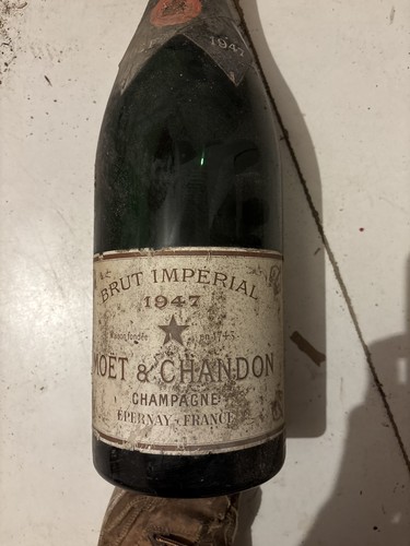 Bouteilles champagne - 🍾,