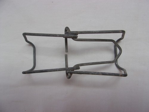 Attache ancien stérilisateur - ancien,