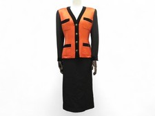 TAILLEUR CHANEL VESTE & JUPE 38 M TWEED LAINE NOIR ET SOIE ORANGE TREFLES 9300€