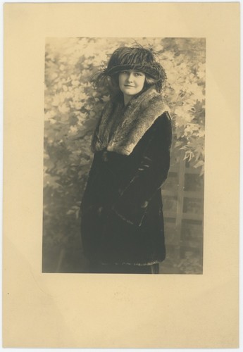 Portrait une femme - d'une,