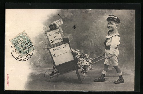 Carte postale enfant - , pousse