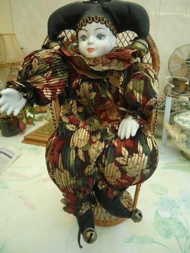 Ancienne poupee porcelaine - poupee, en